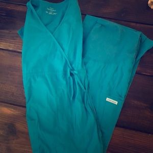 Maternity Cherokee flexible nursing scrubs - teal